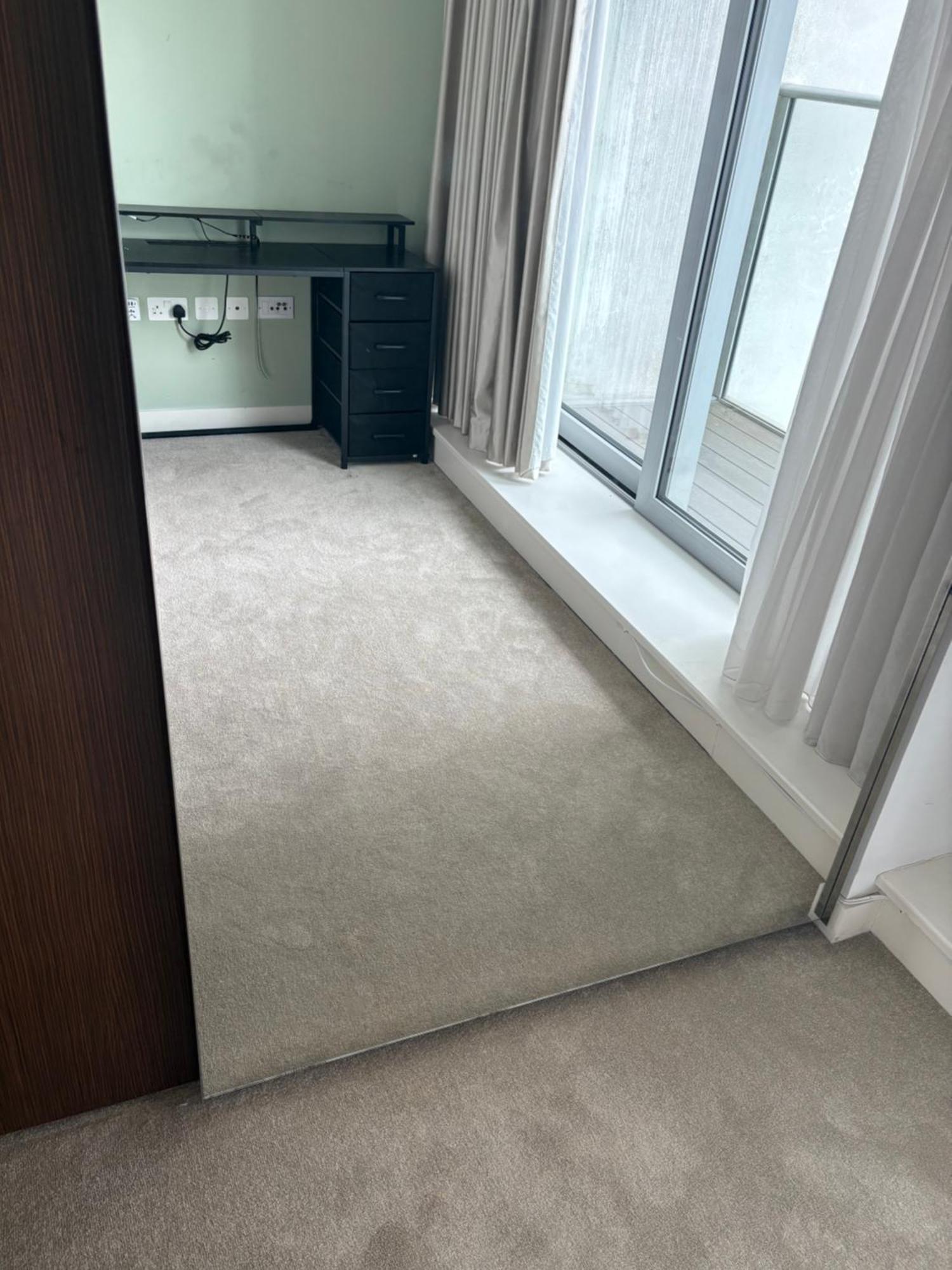Appartement Stunning Canary Wharf View Londen