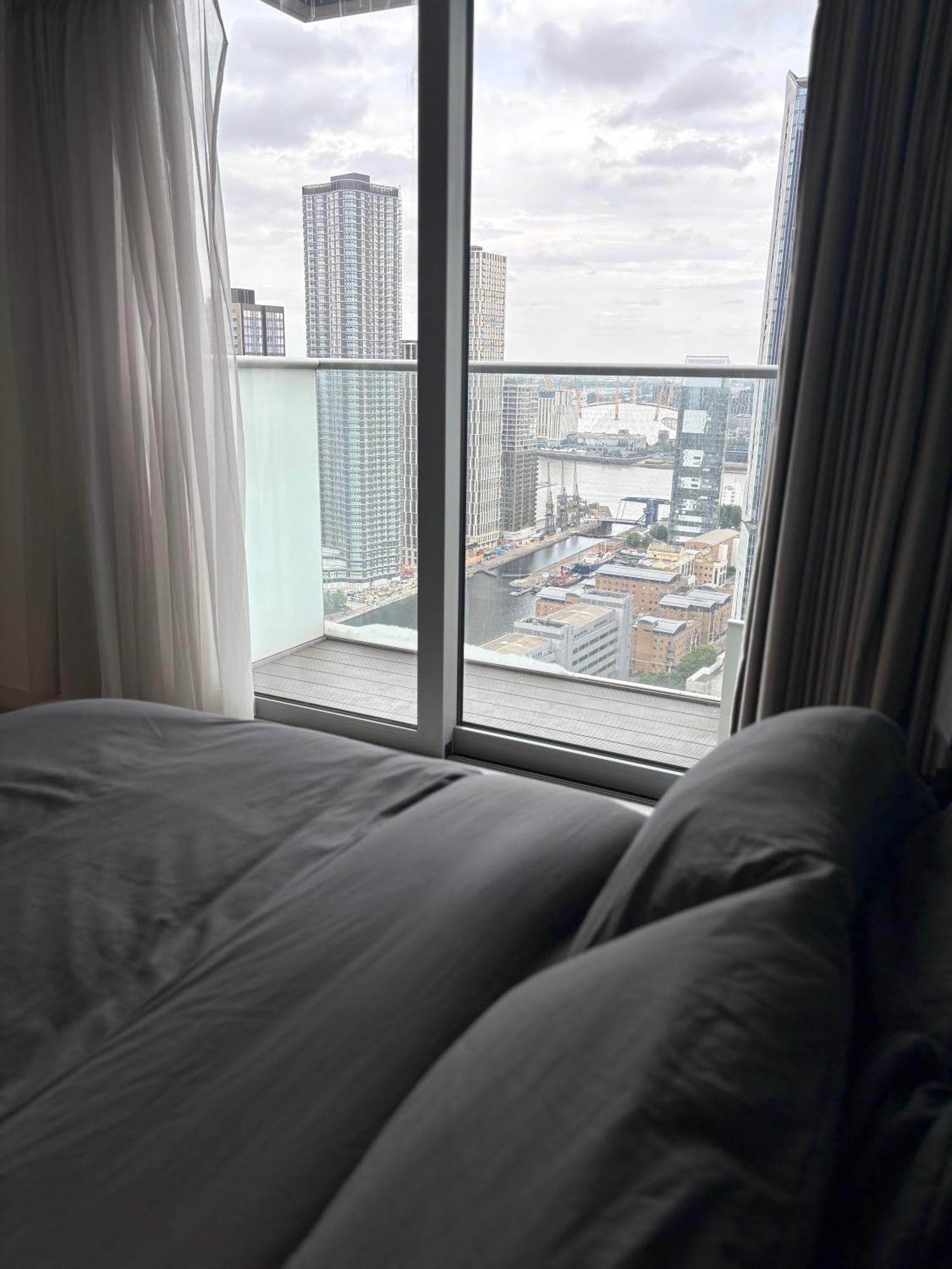 Stunning Canary Wharf View Appartement