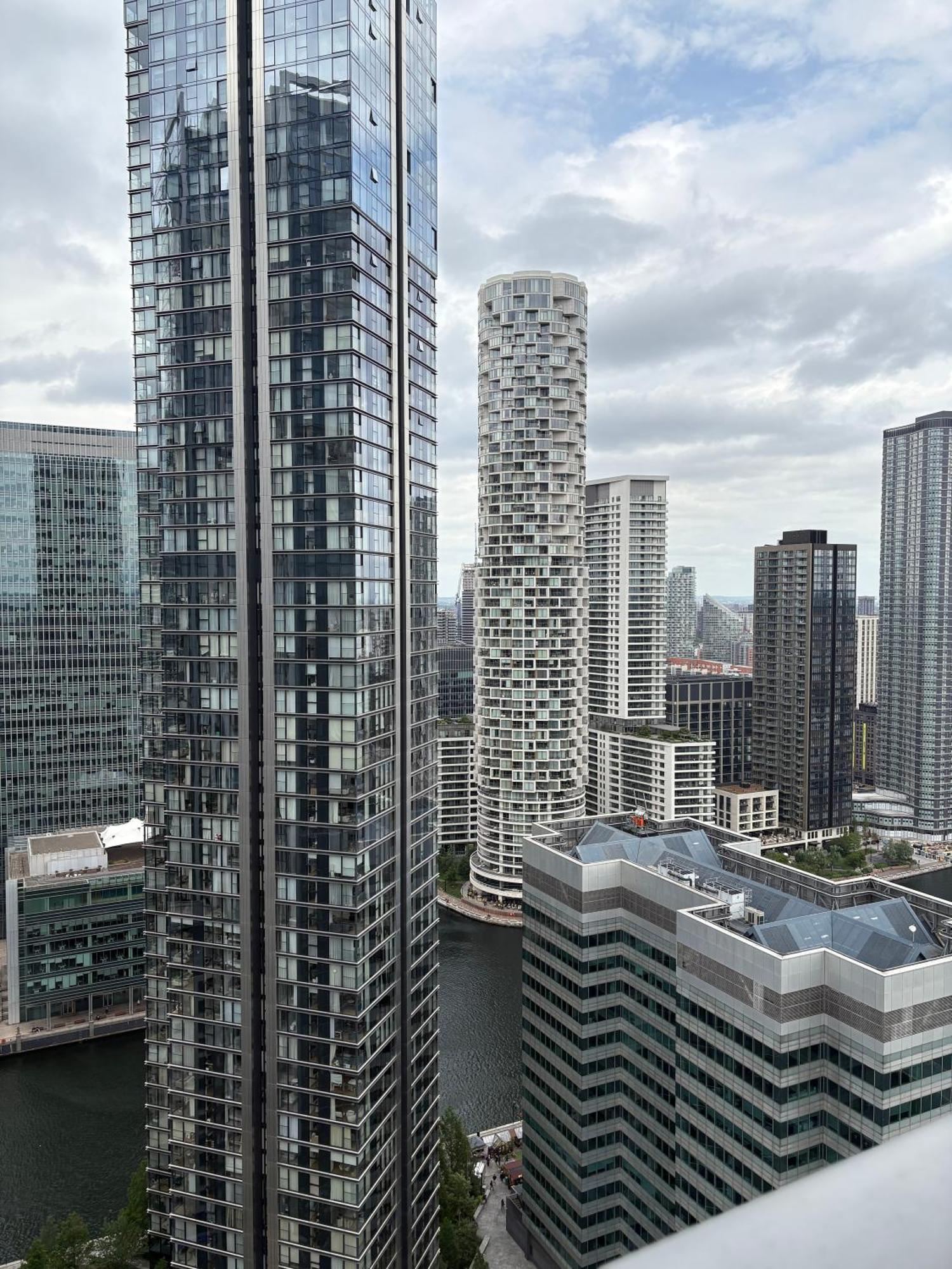 Appartement Stunning Canary Wharf View Londen